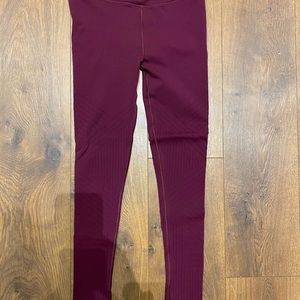 Lulu lemon maroon leggings